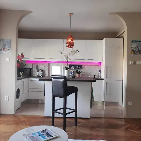 公寓 Luxury Suny Flat With Excellent Location *